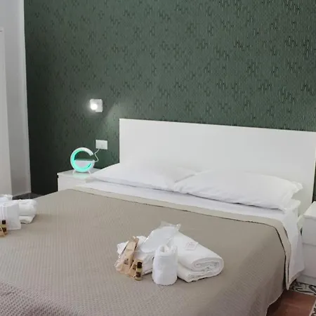 Апартаменты Nel Cuore Del Vomero Неаполь